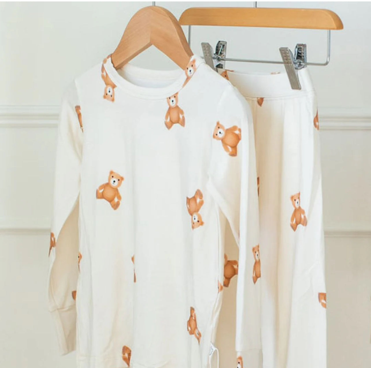 Roobear | Bears Bamboo Two-Piece Pajamas