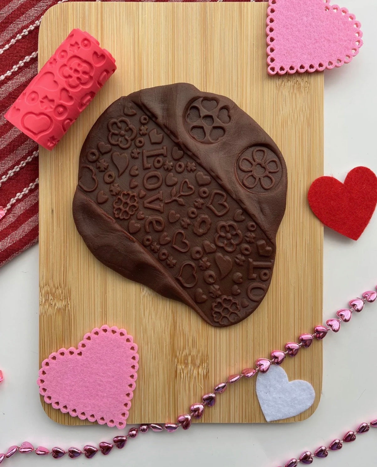 Sensory Mama Creations | Sweet Cravings Collection: Valentine’s Playdough + Kinetic Sand Roller