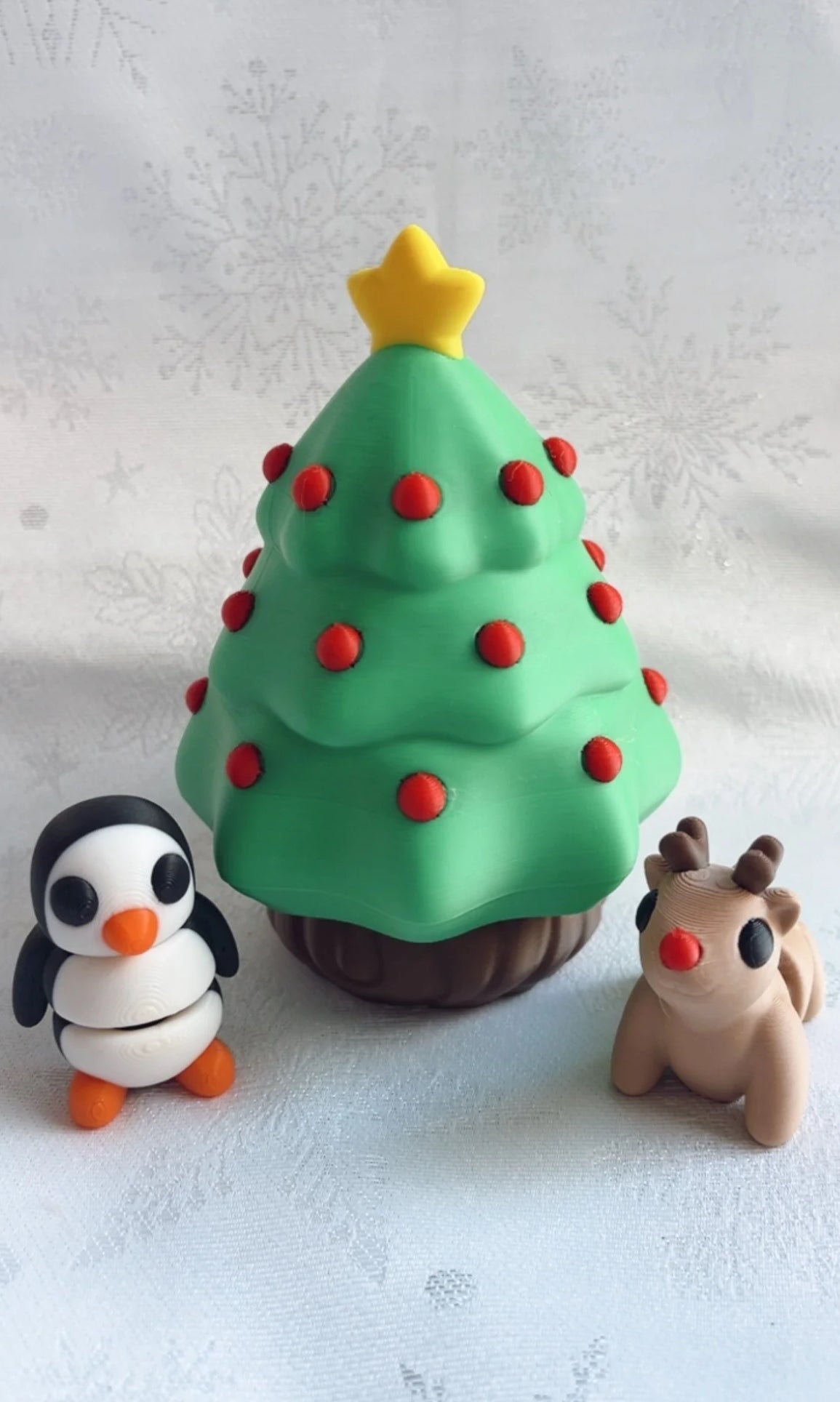Sensory Mama Creations | Tinsel and Treats: Christmas Tree and Friends 3D Set