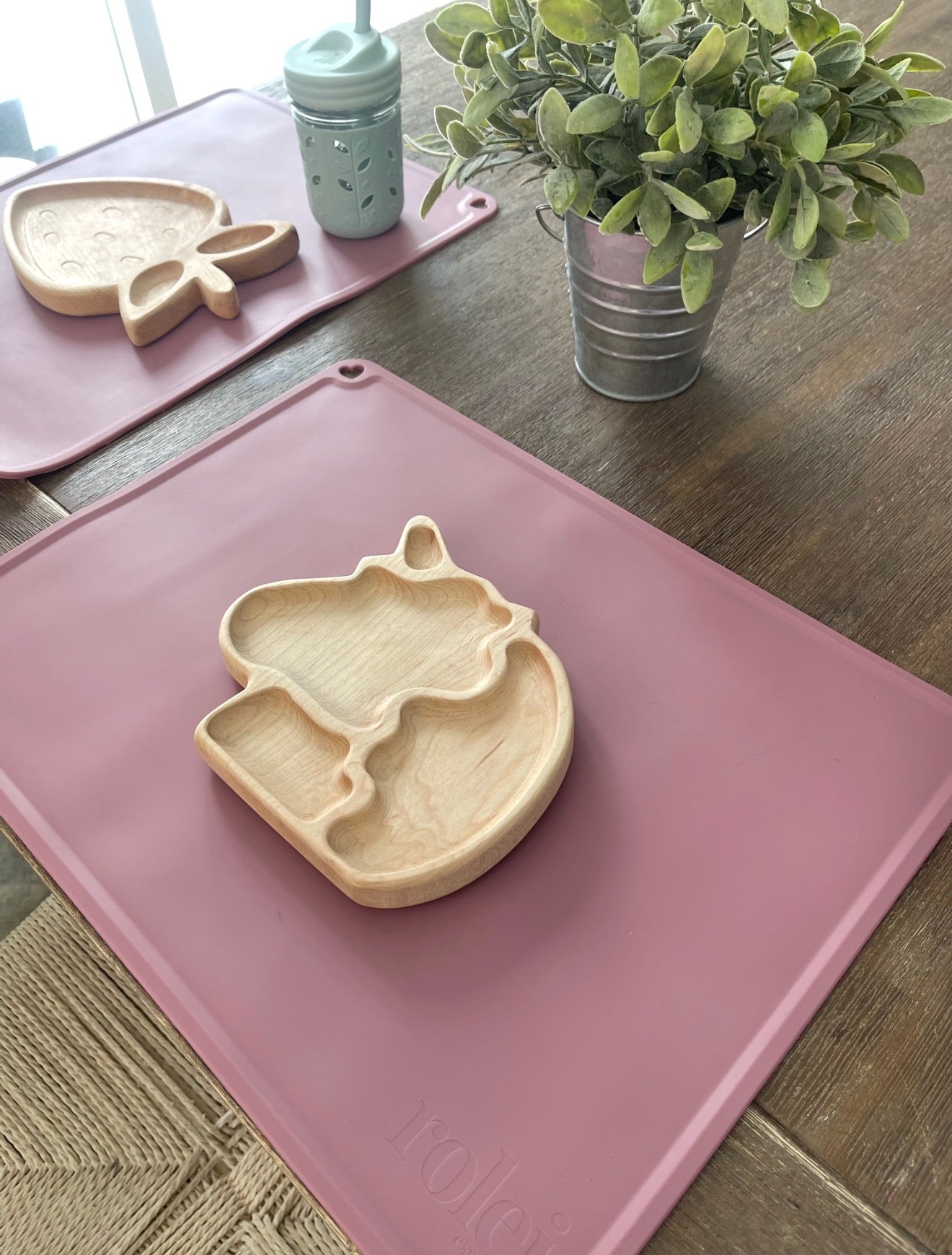 Rolei: The Everyday Essentials Set | Silicone Bib + Placemat Set