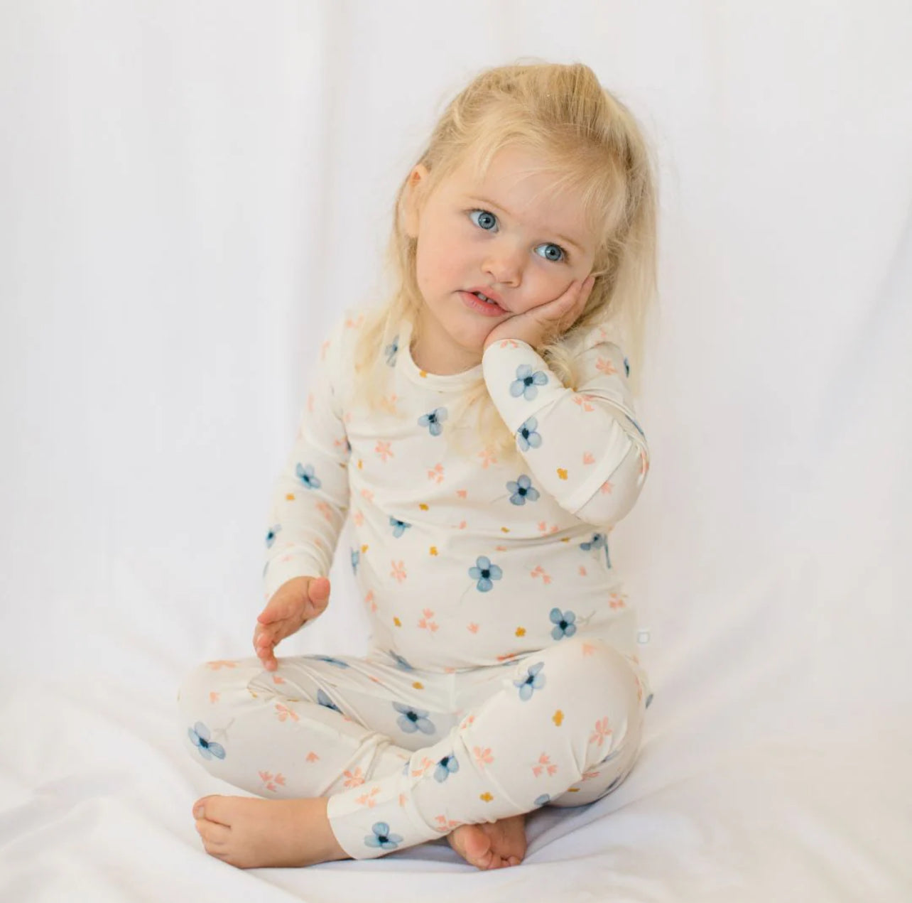 Roobear | Blossoms Bamboo Two-Piece Pajamas