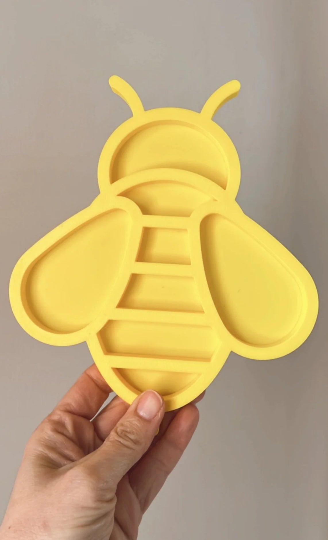 Sensory Mama Creations | Bee Sensory Tray