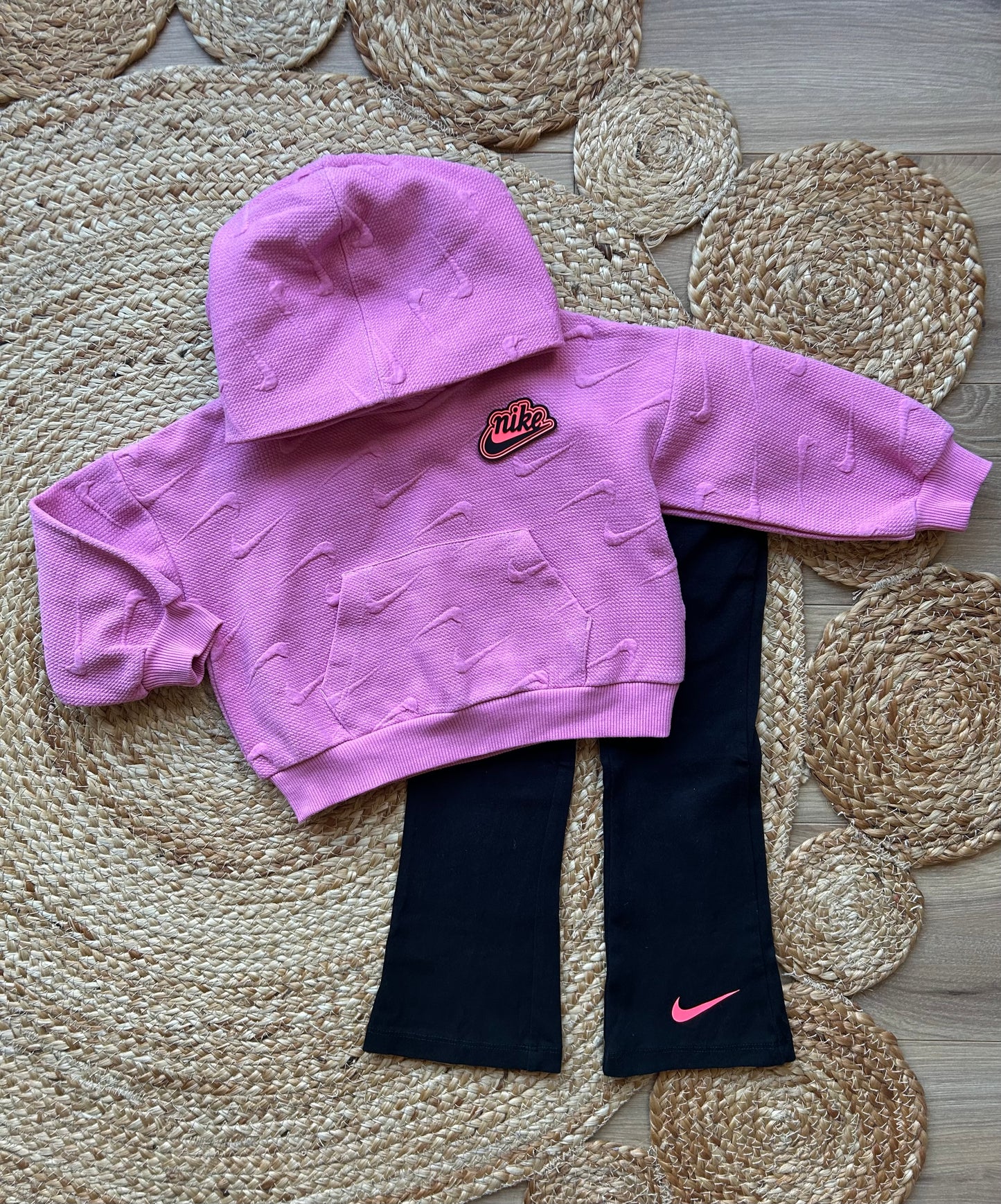 Nike Set | 24M