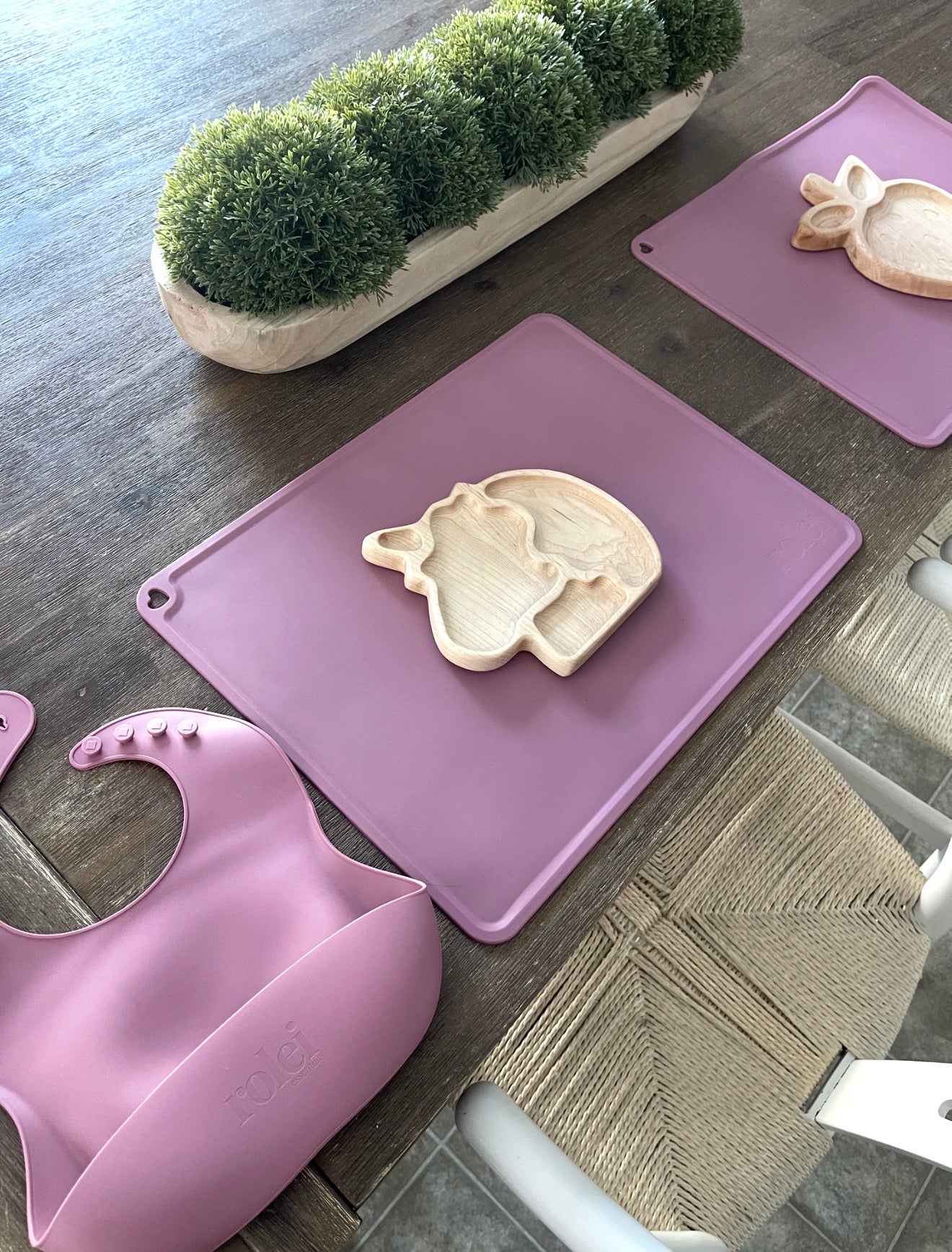 Rolei: The Everyday Essentials Set | Silicone Bib + Placemat Set