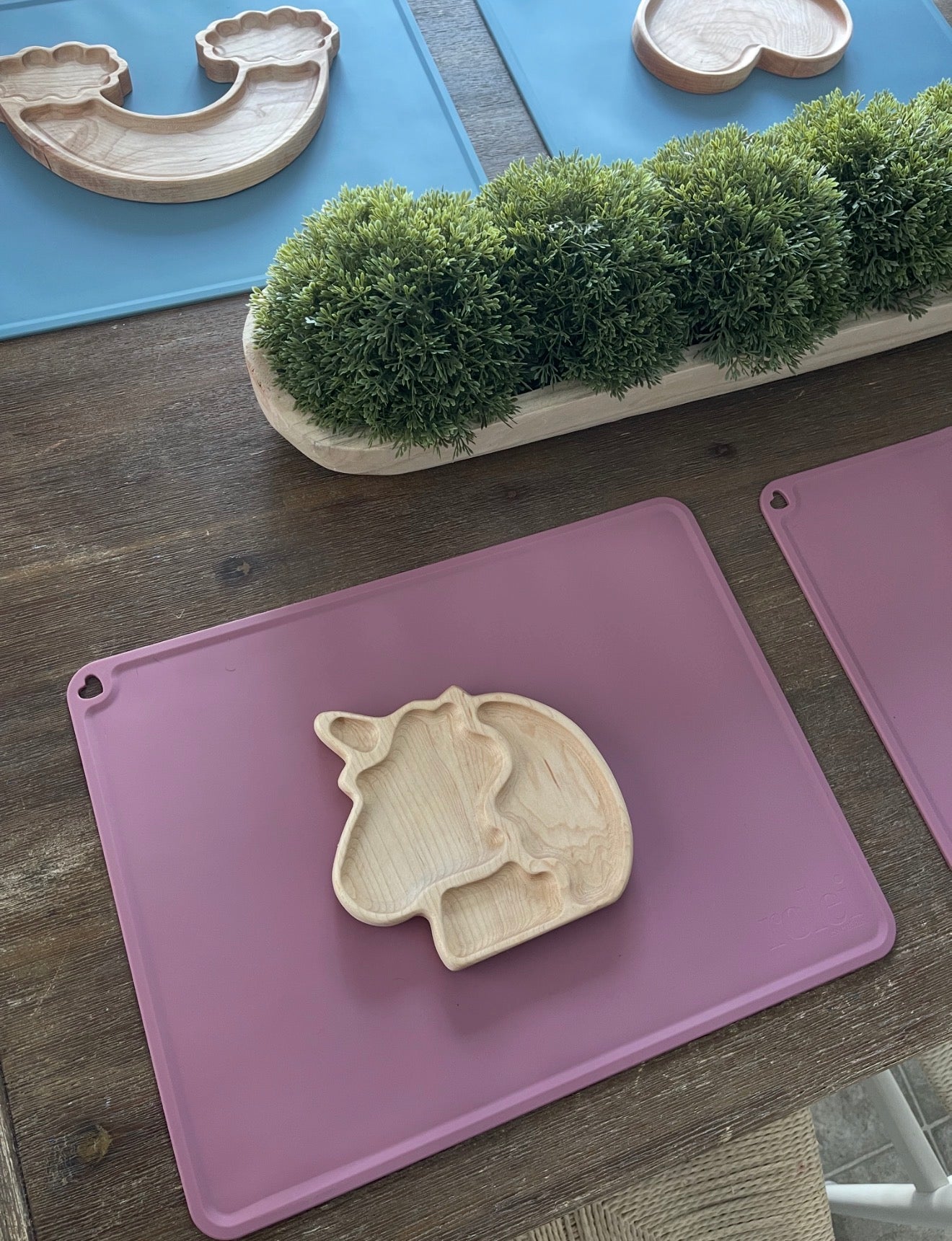 Rolei: The Everyday Essentials Set | Silicone Bib + Placemat Set