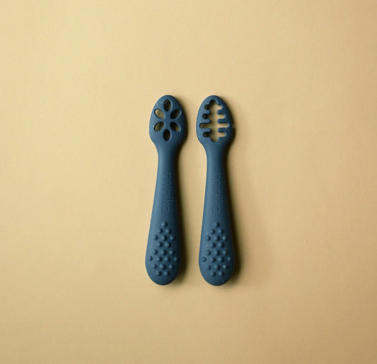 Minika Learning Spoons | Indigo